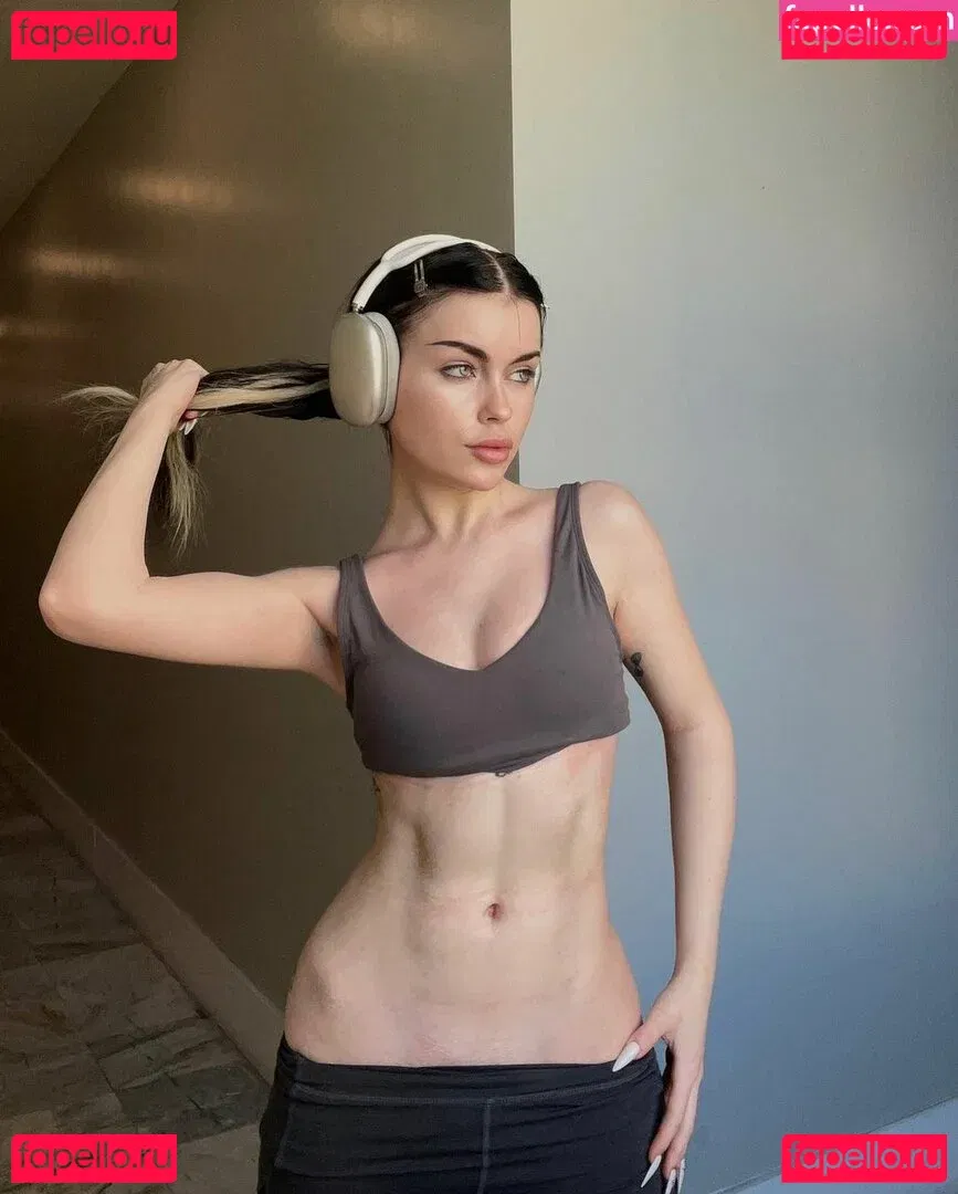 emmanorton Onlyfans Photo Gallery 