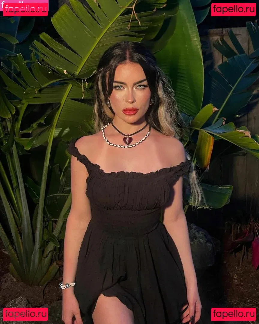 emmanorton Onlyfans Photo Gallery 