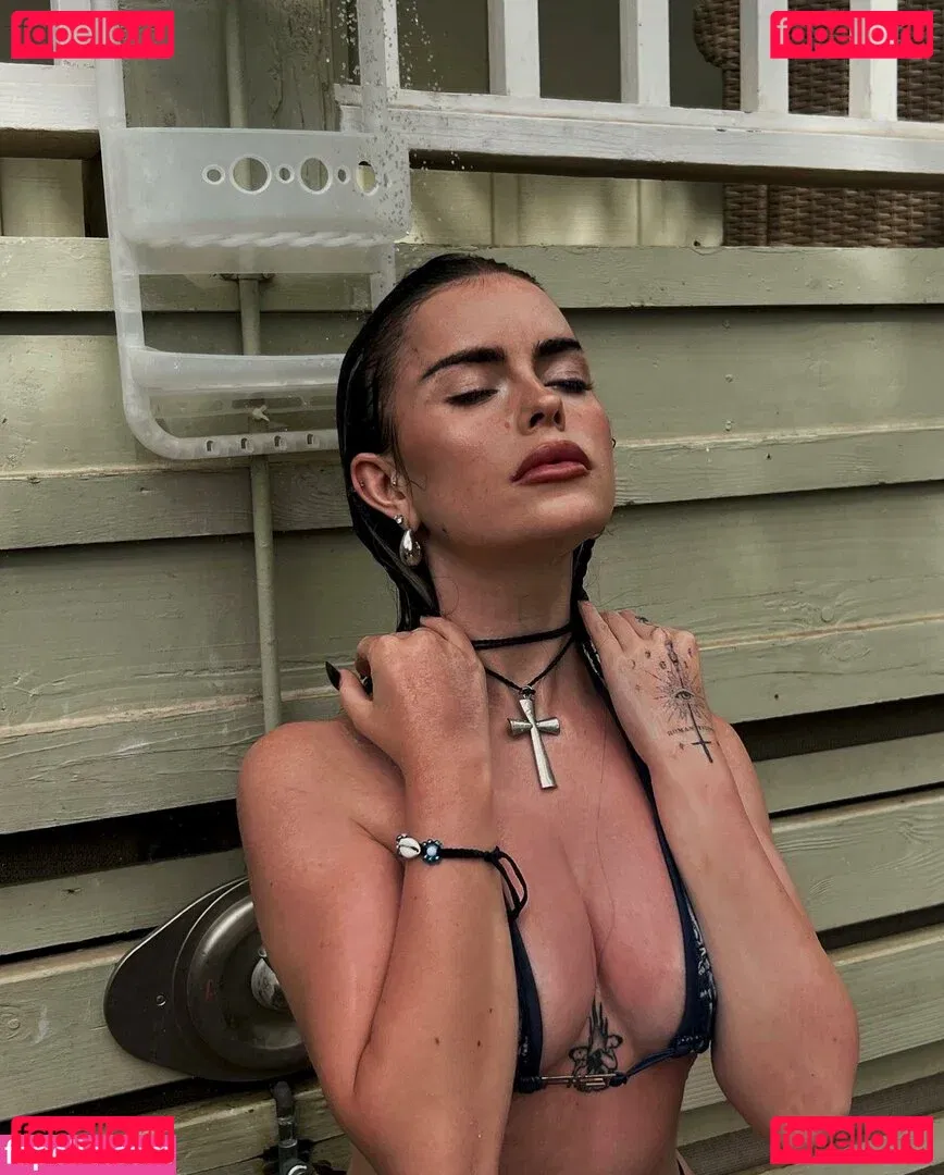 emmanorton Onlyfans Photo Gallery 