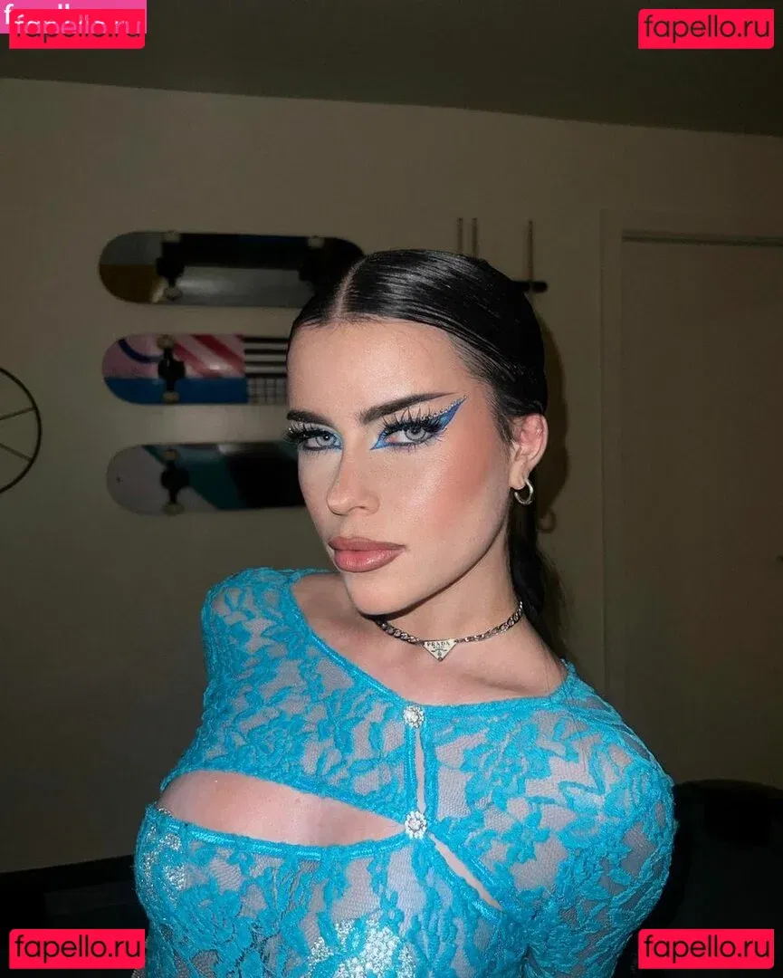 emmanorton Onlyfans Photo Gallery 