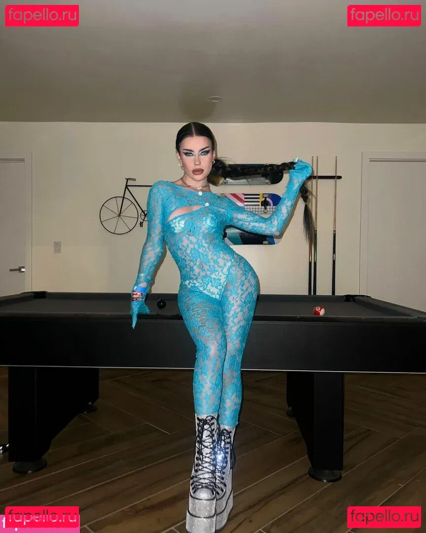 emmanorton Onlyfans Photo Gallery 