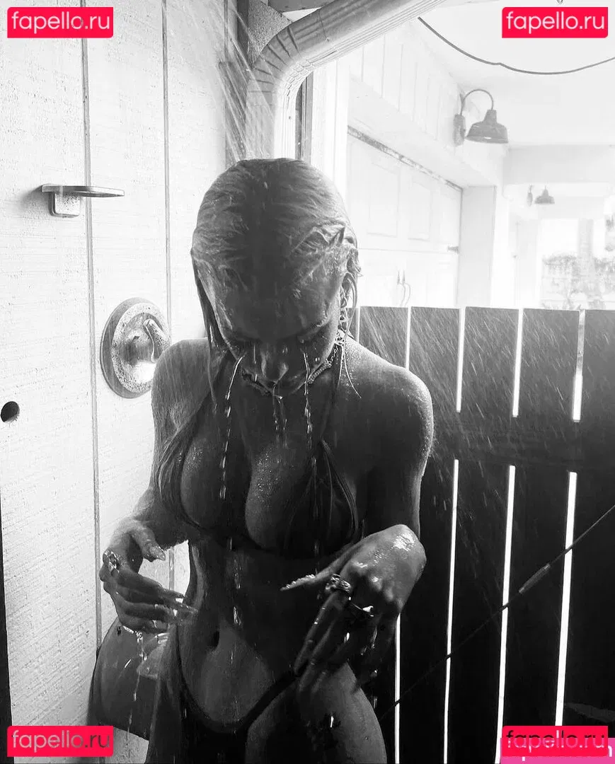 emmanorton Onlyfans Photo Gallery 