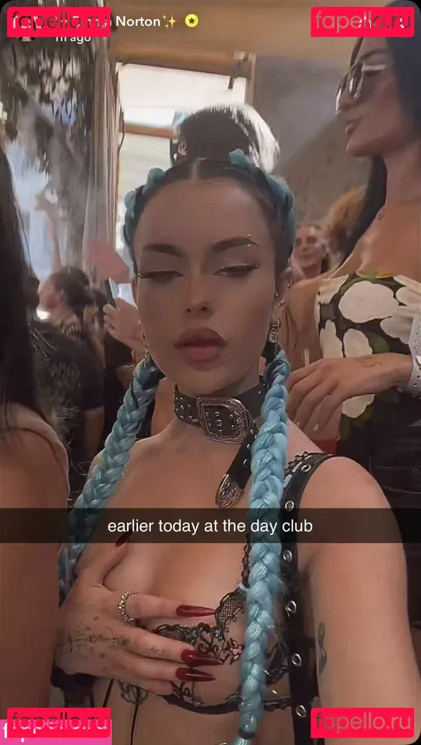 emmanorton Onlyfans Photo Gallery 