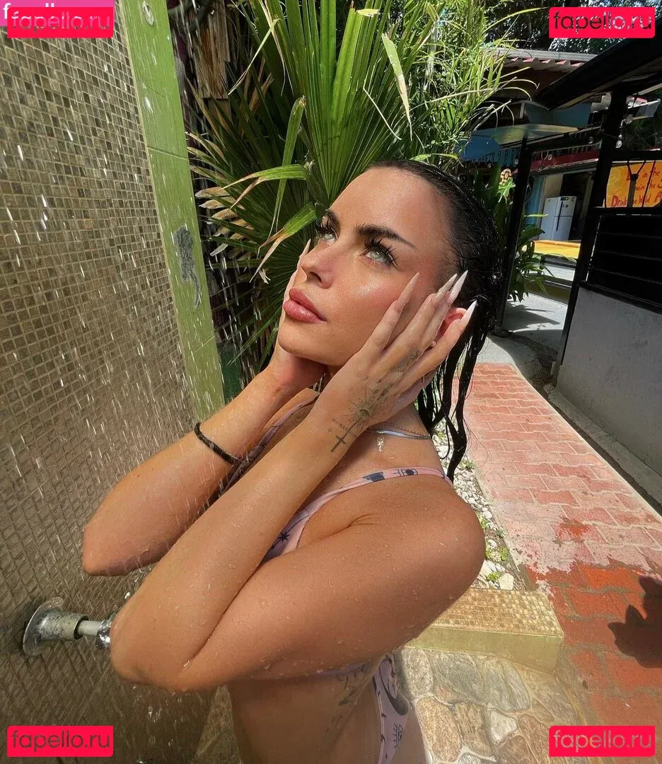 emmanorton Onlyfans Photo Gallery 