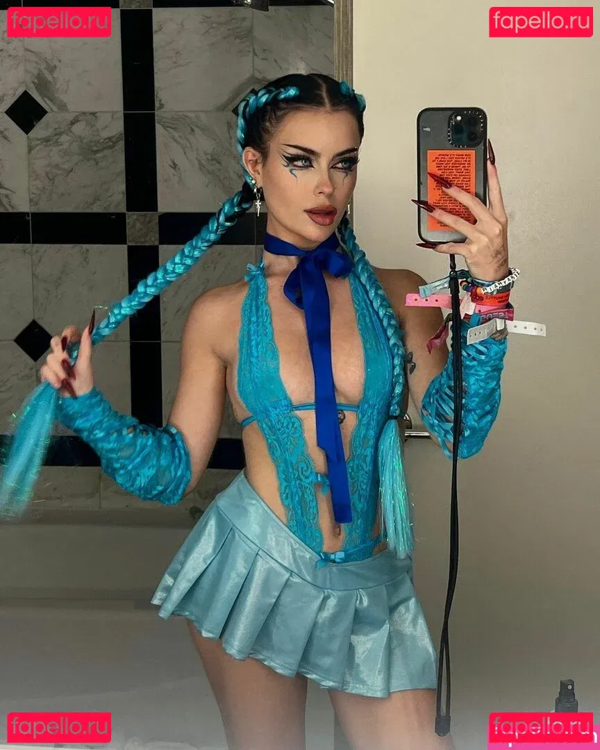 emmanorton Onlyfans Photo Gallery 