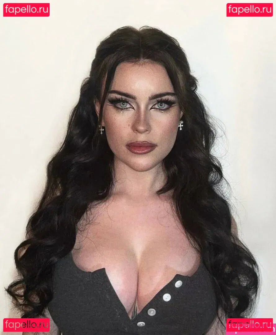 emmanorton Onlyfans Photo Gallery 