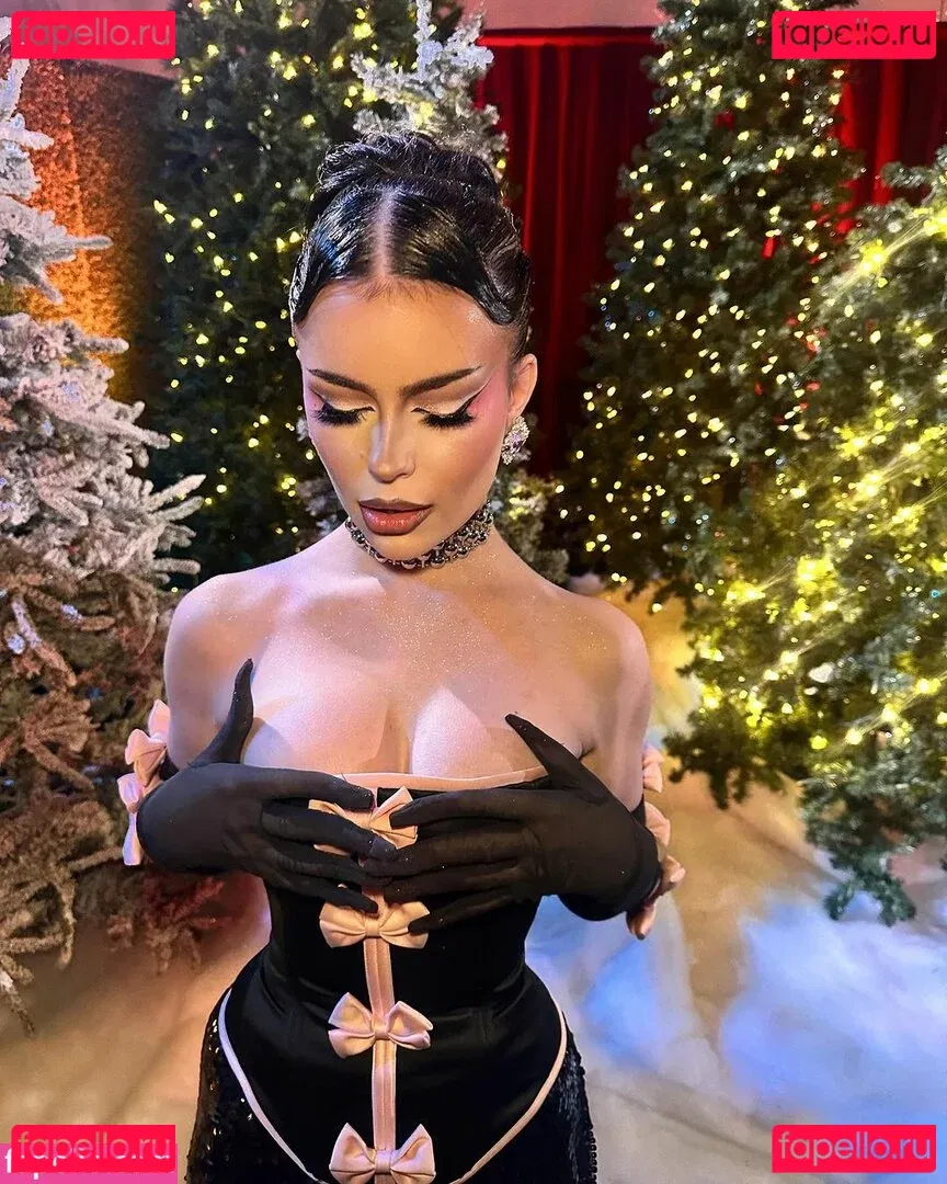 emmanorton Onlyfans Photo Gallery 