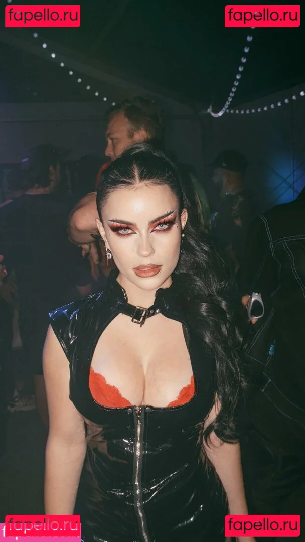 emmanorton Onlyfans Photo Gallery 