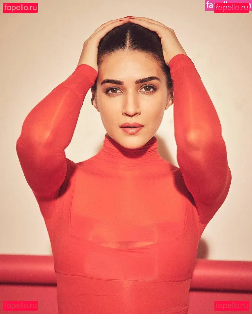 Kriti Sanon Onlyfans Photo Gallery 