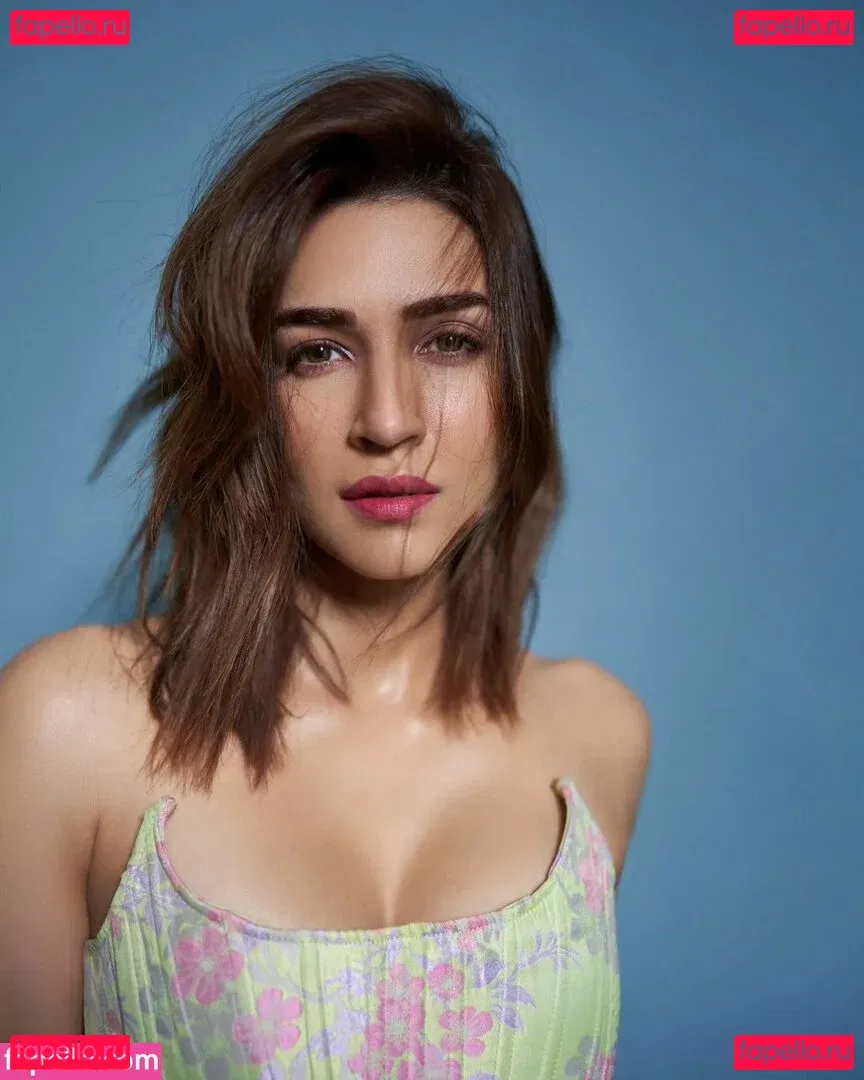 Kriti Sanon Onlyfans Photo Gallery 