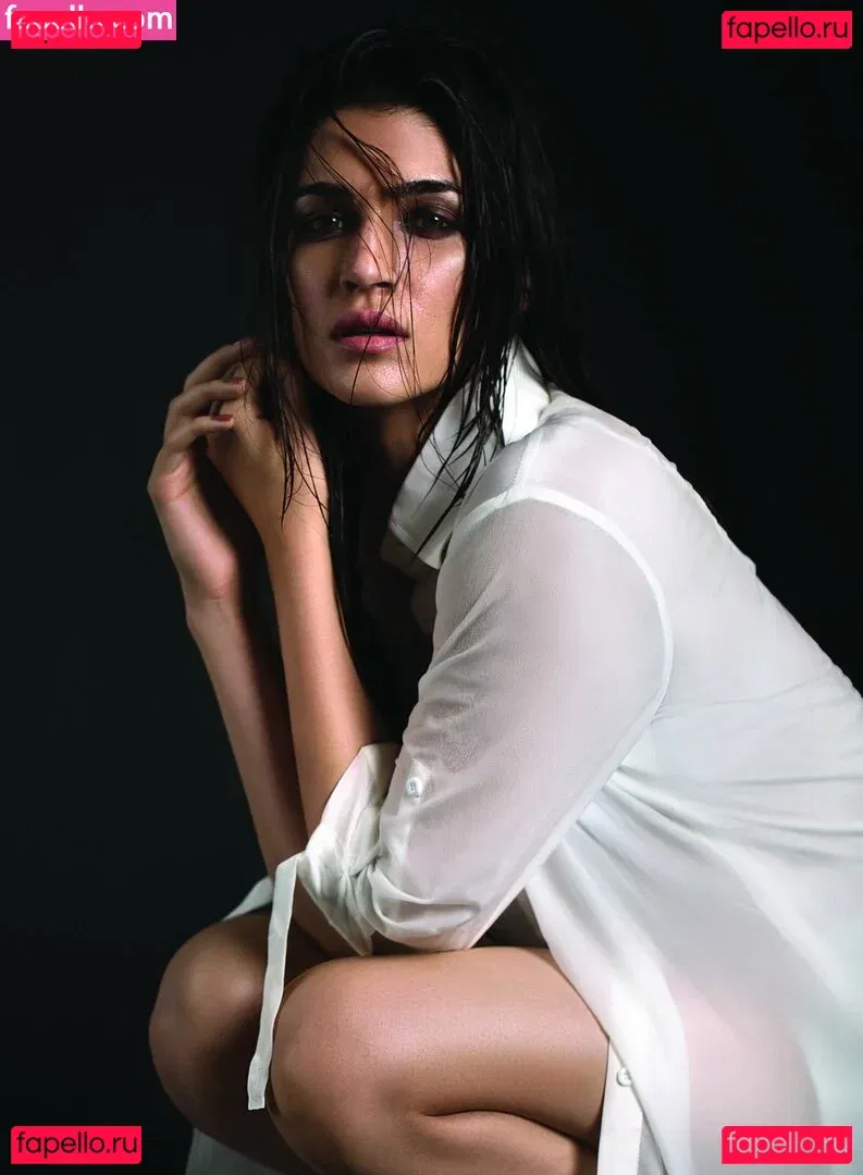 Kriti Sanon Onlyfans Photo Gallery 