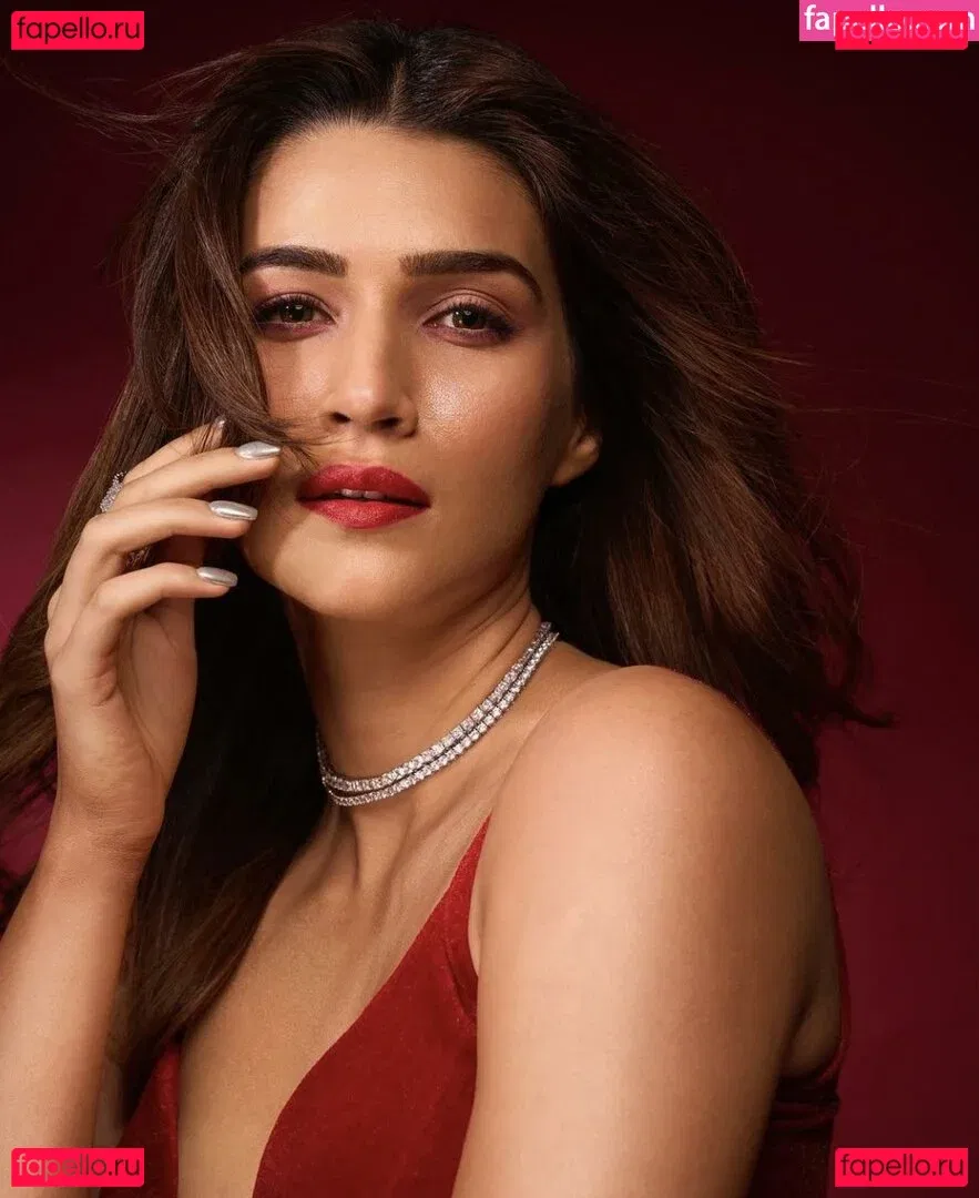 Kriti Sanon Onlyfans Photo Gallery 
