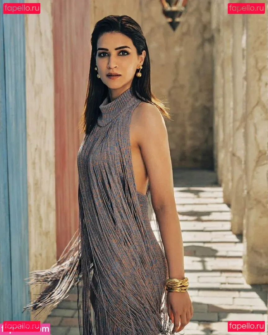 Kriti Sanon Onlyfans Photo Gallery 