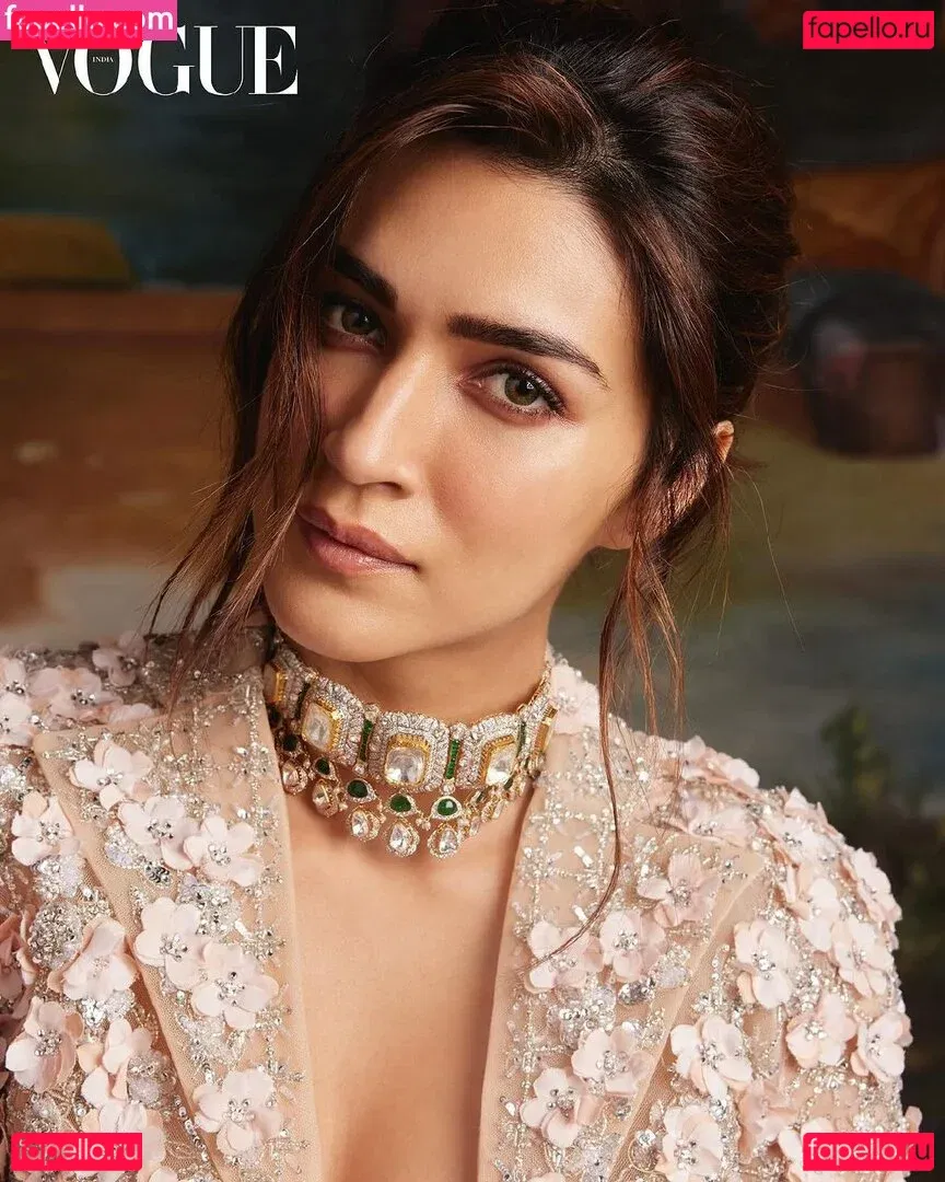 Kriti Sanon Onlyfans Photo Gallery 