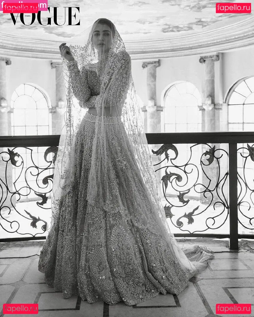 Kriti Sanon Onlyfans Photo Gallery 