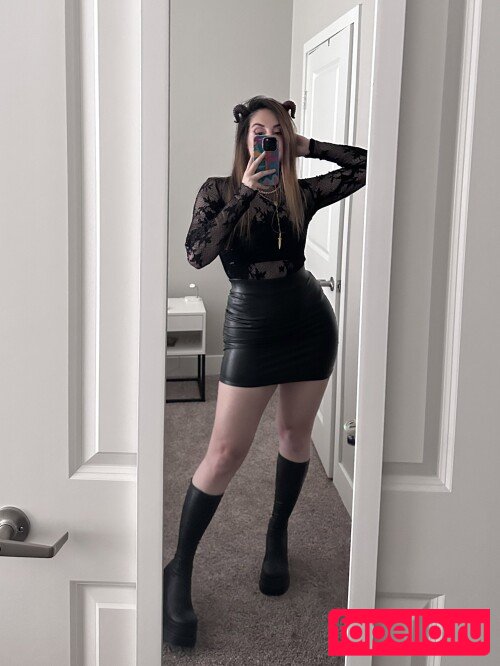 Sloane Skipper Wolf Nude Onlyfans Photo 26