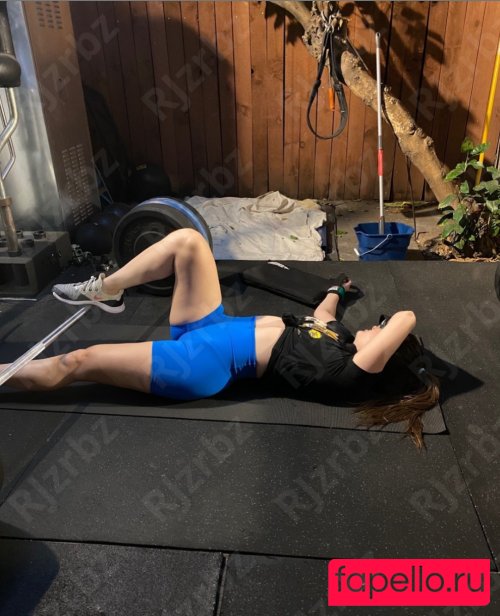 Sloane Skipper Wolf Nude Onlyfans Photo 8