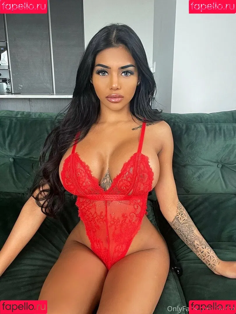 nursh Onlyfans Photo Gallery 