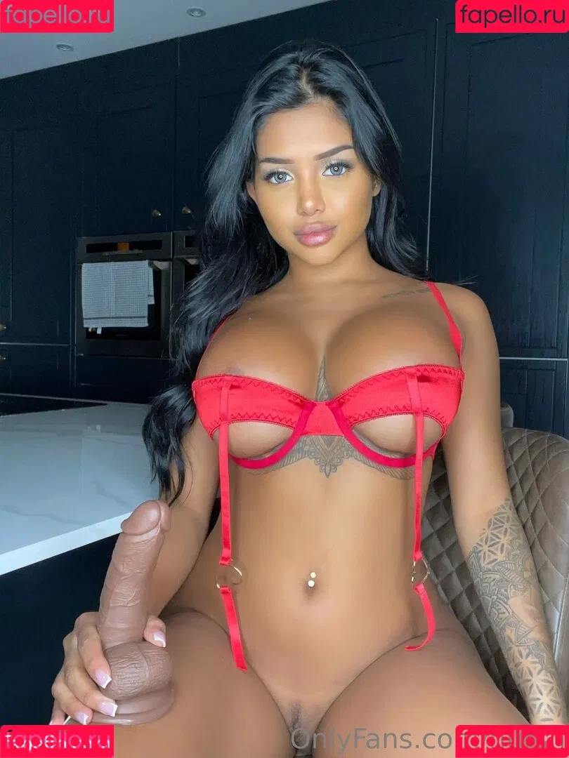 nursh Onlyfans Photo Gallery 