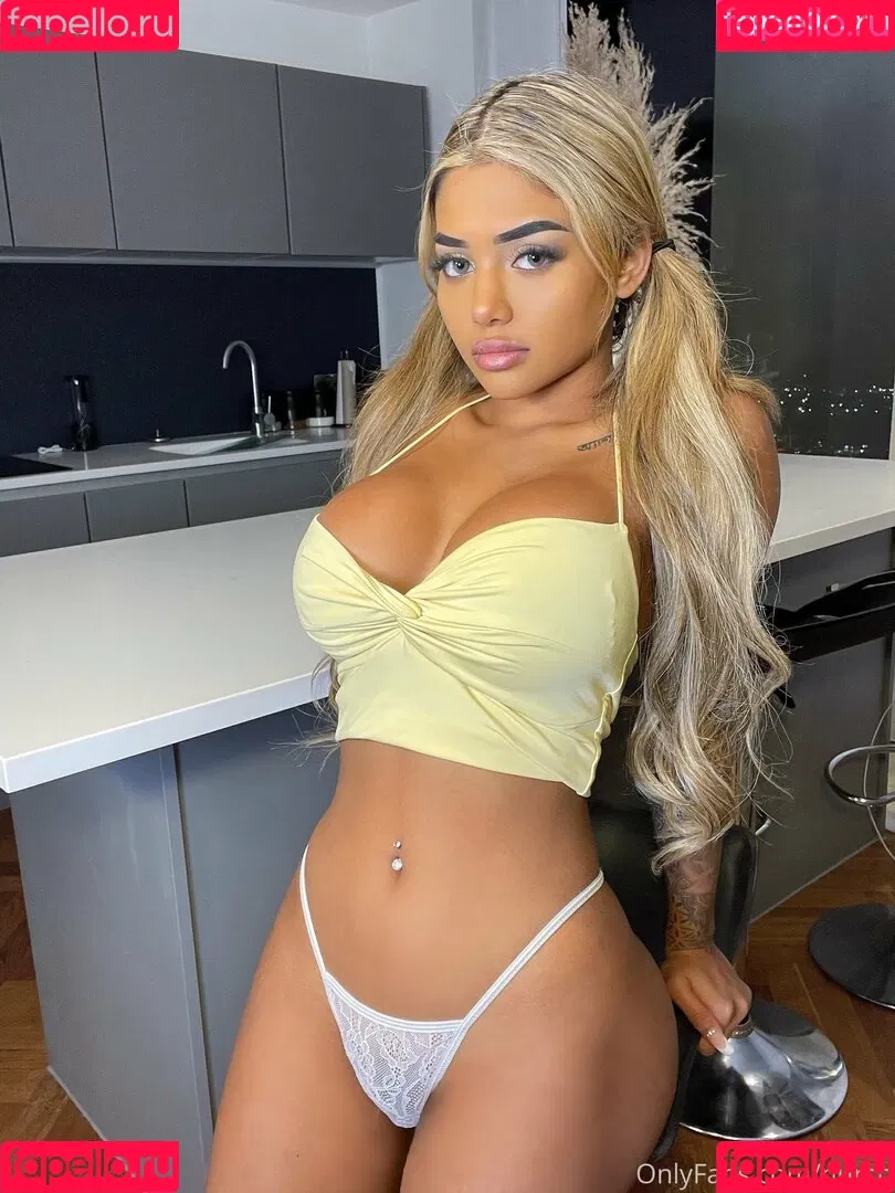 nursh Onlyfans Photo Gallery 