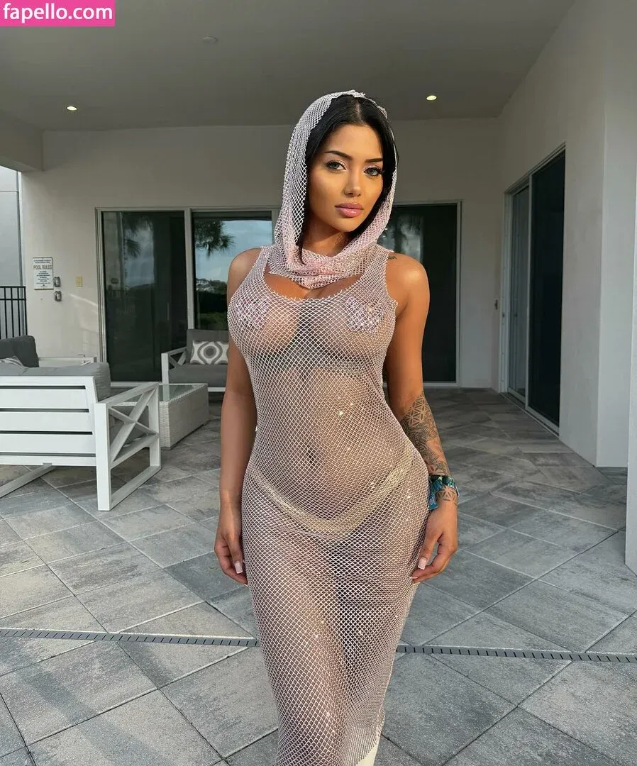 nursh Onlyfans Photo Gallery 