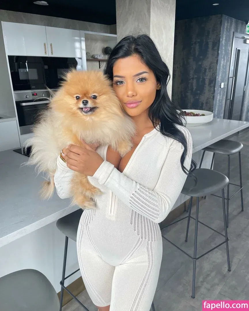 nursh Onlyfans Photo Gallery 