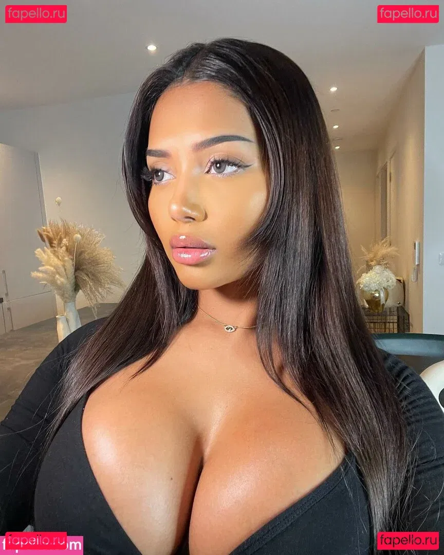 nursh Onlyfans Photo Gallery 