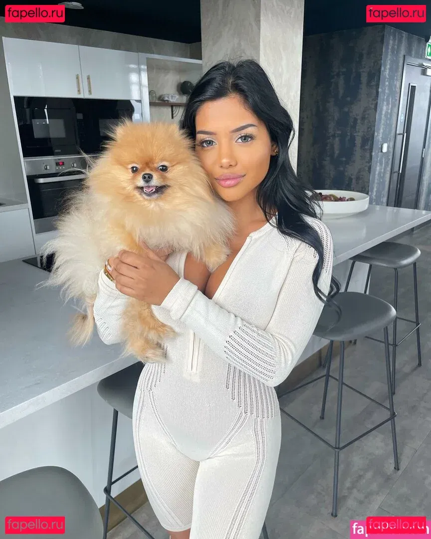 nursh Onlyfans Photo Gallery 