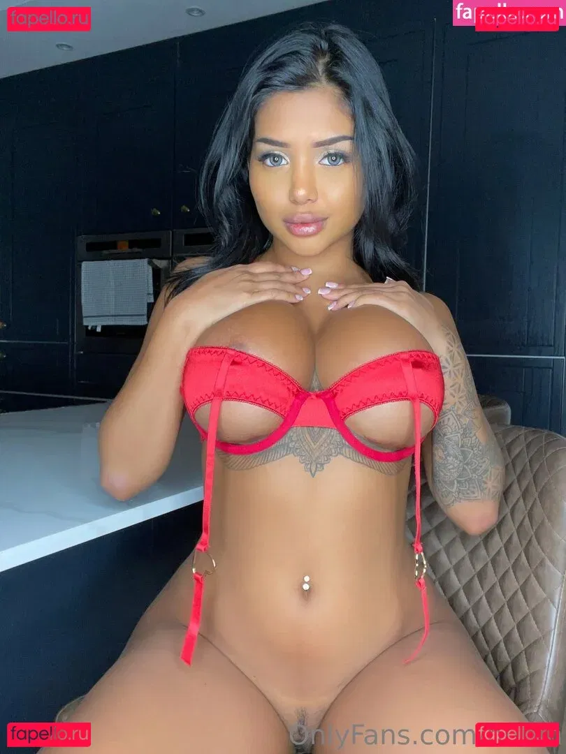 nursh Onlyfans Photo Gallery 