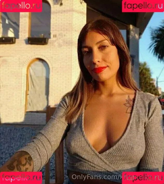 krisskissfree Onlyfans Photo Gallery 