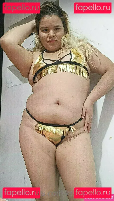 krisskissfree Onlyfans Photo Gallery 