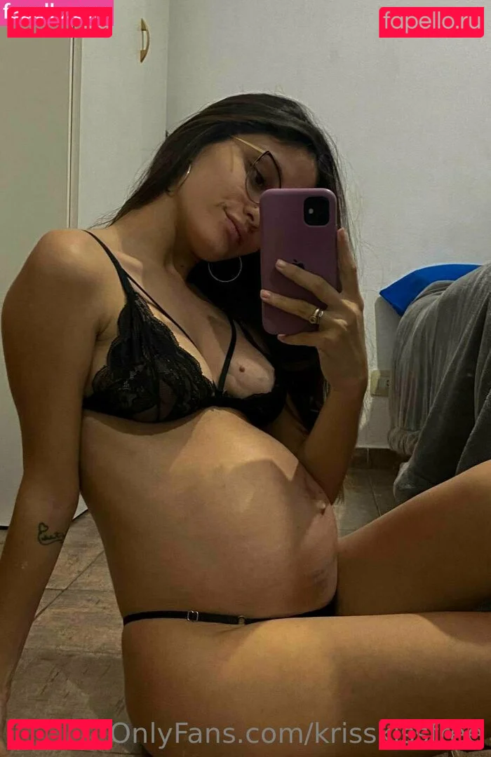 krisskissfree Onlyfans Photo Gallery 