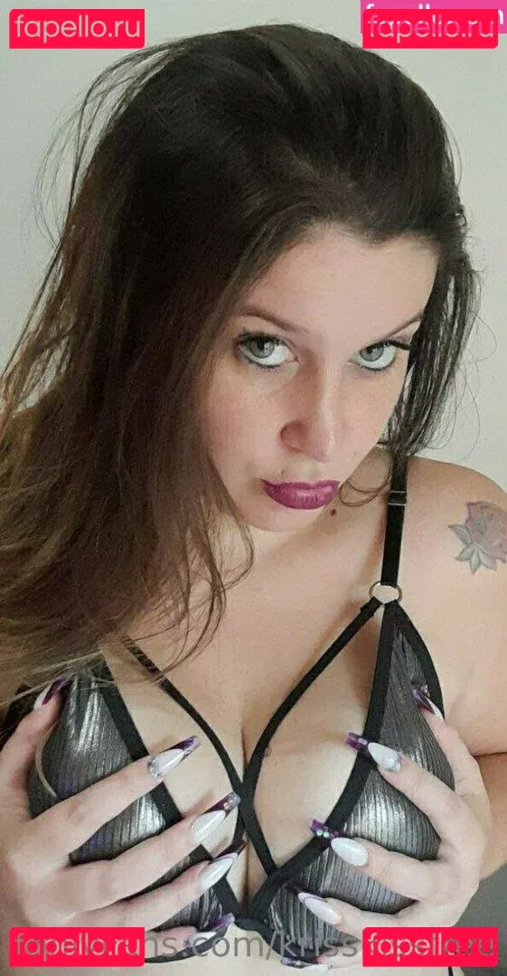 krisskissfree Onlyfans Photo Gallery 