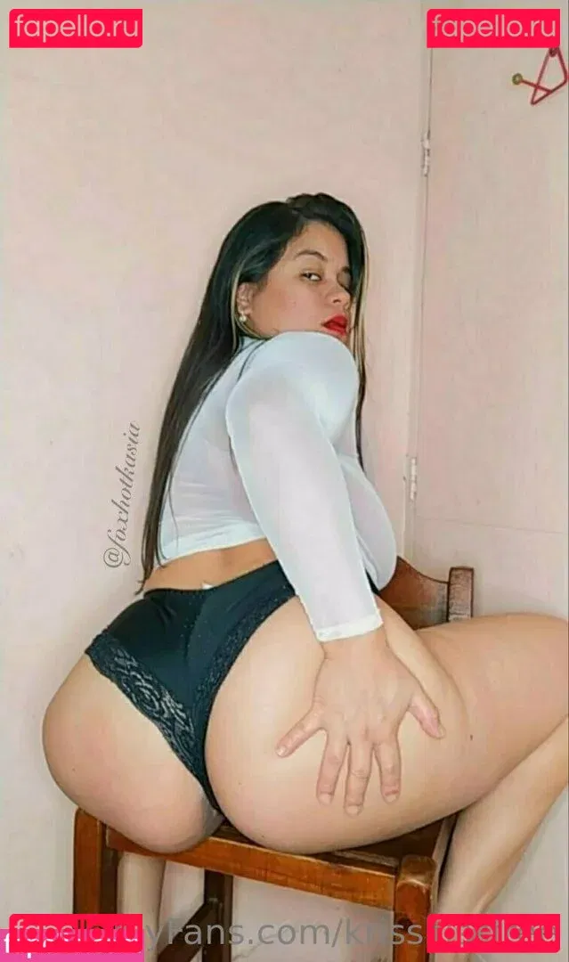 krisskissfree Onlyfans Photo Gallery 