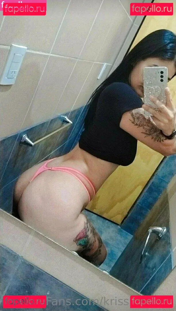 krisskissfree Onlyfans Photo Gallery 