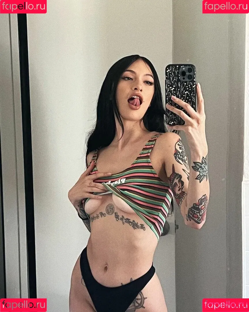 hellxrel Onlyfans Photo Gallery 