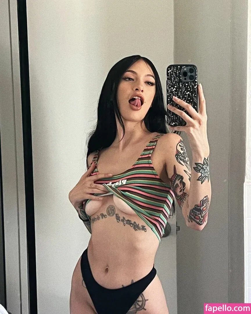 hellxrel Onlyfans Photo Gallery 