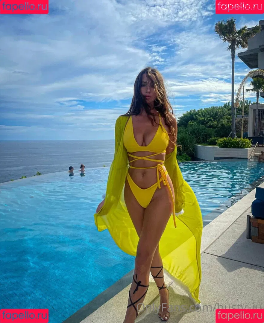 busty_ju Onlyfans Photo Gallery 