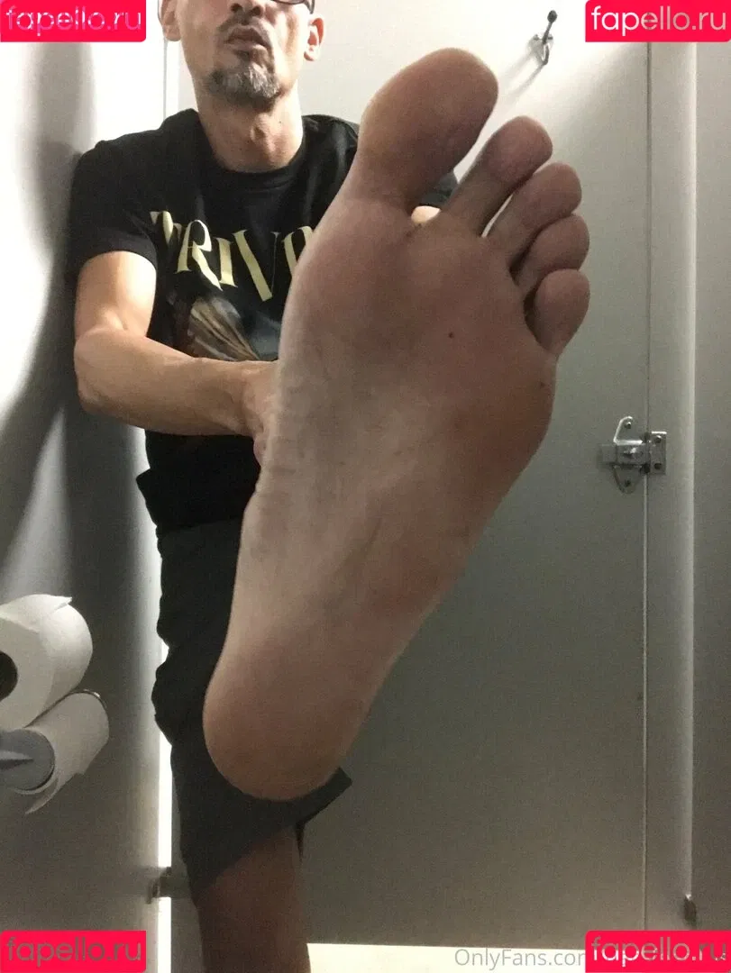 barefeeticus Onlyfans Photo Gallery 