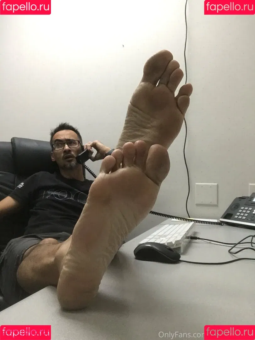 barefeeticus Onlyfans Photo Gallery 