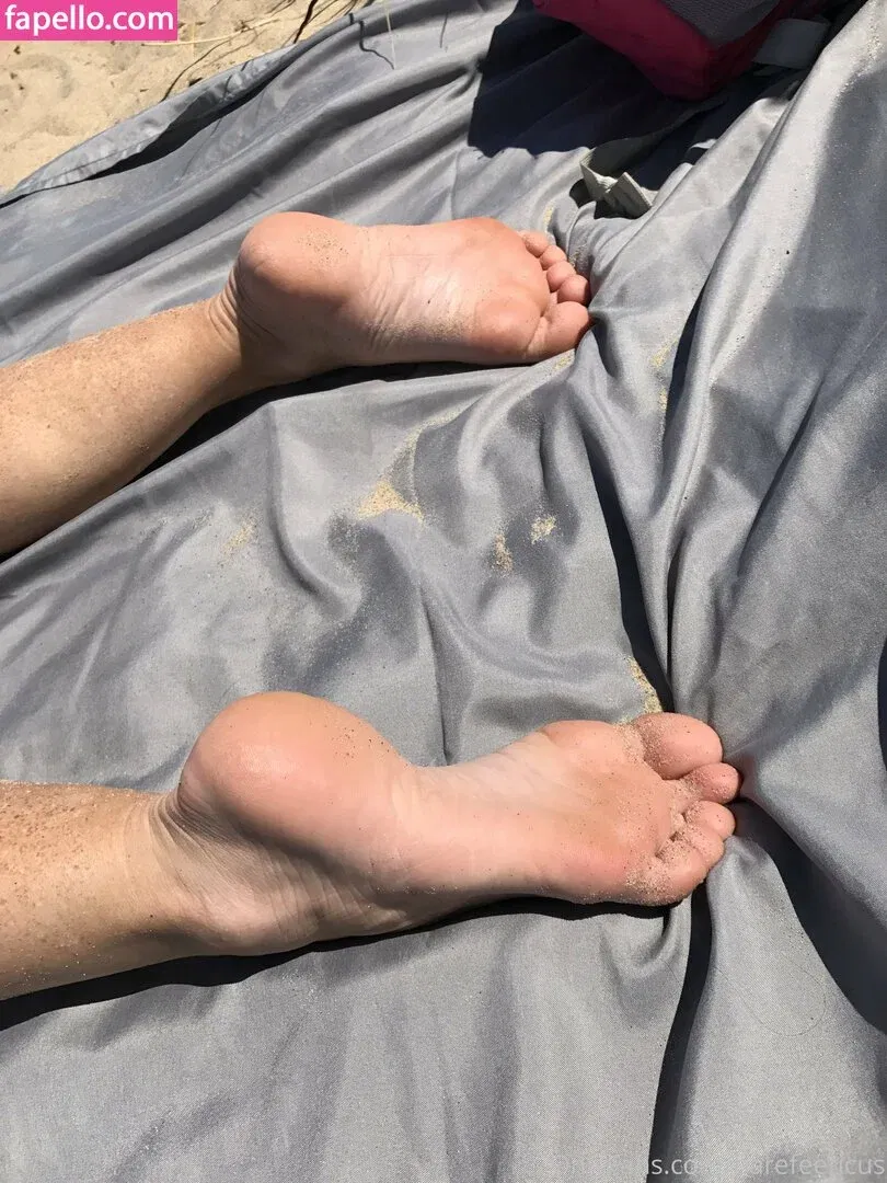barefeeticus Onlyfans Photo Gallery 