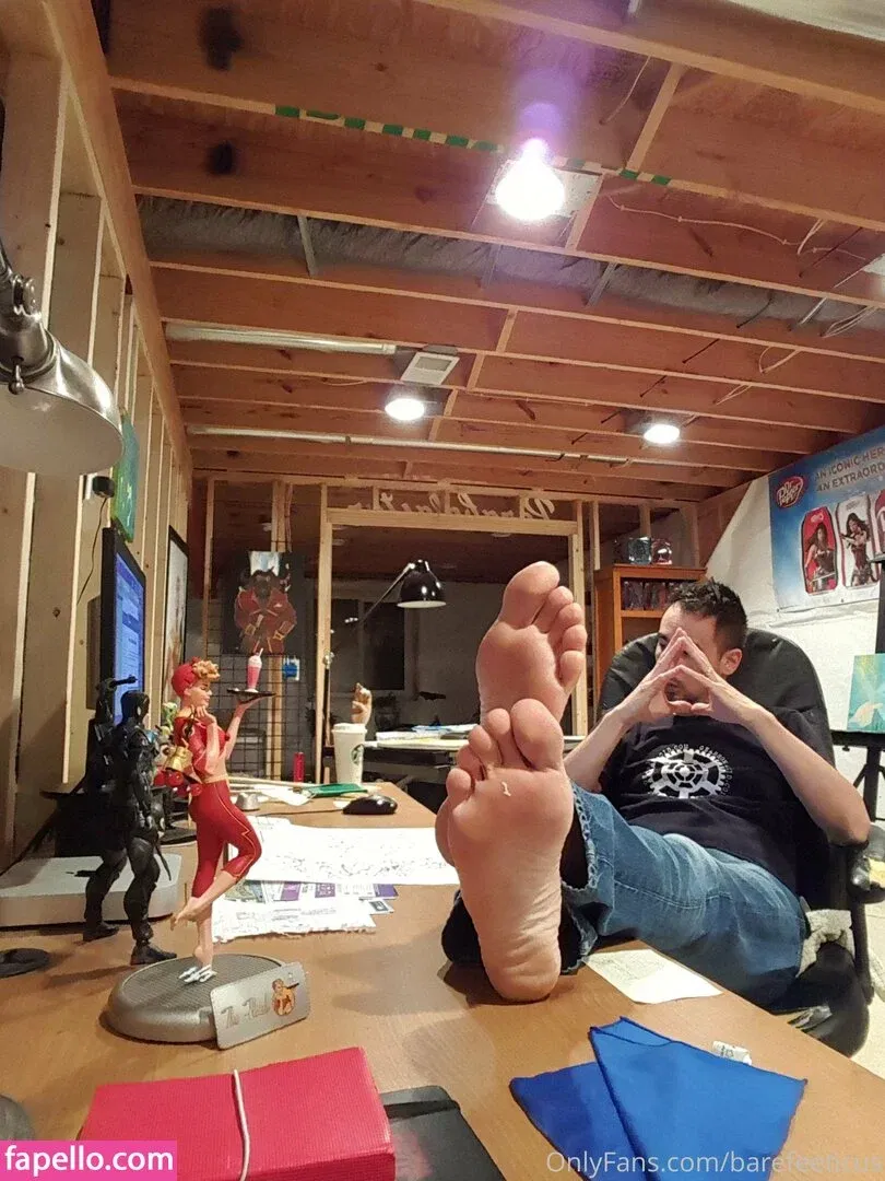 barefeeticus Onlyfans Photo Gallery 