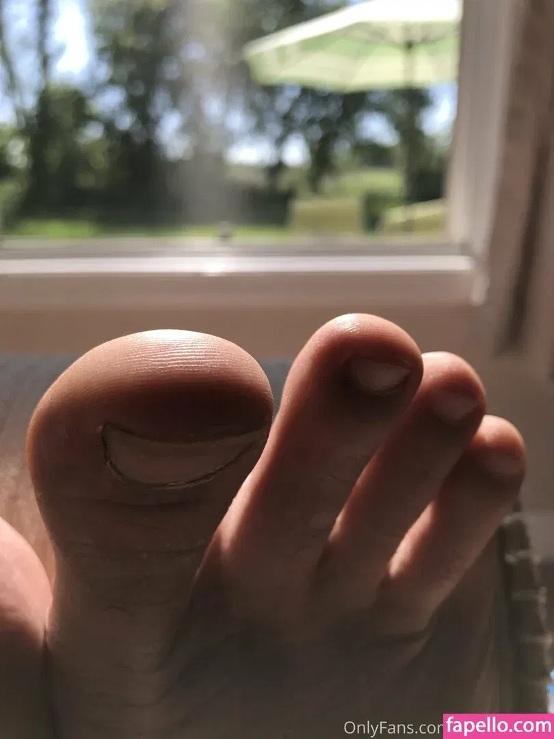 barefeeticus Onlyfans Photo Gallery 