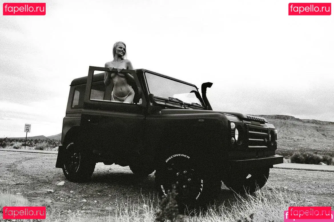 ZiennaEve Onlyfans Photo Gallery 