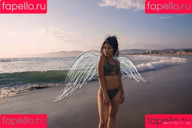 Cierra Ramirez Onlyfans Photo Gallery 