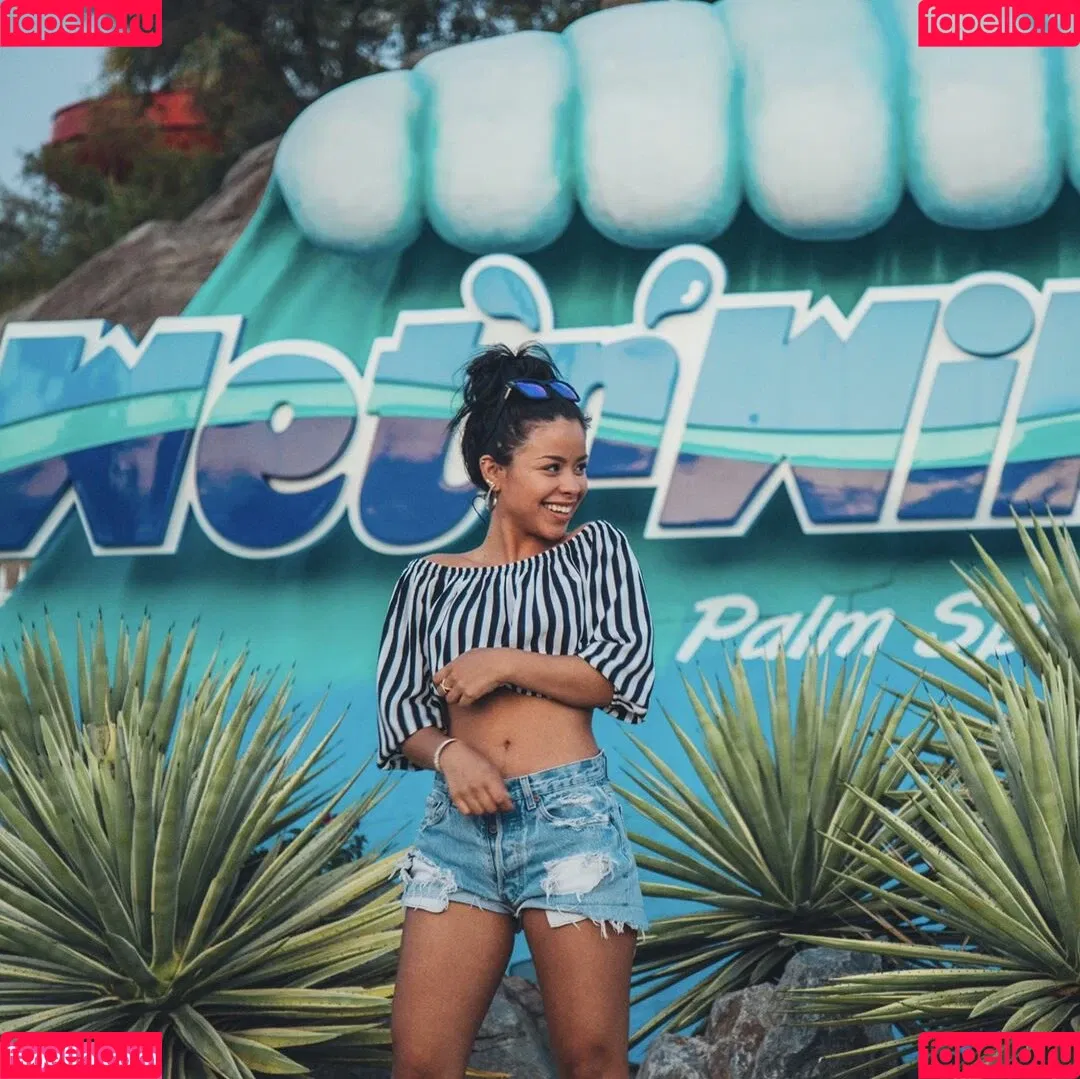 Cierra Ramirez Onlyfans Photo Gallery 