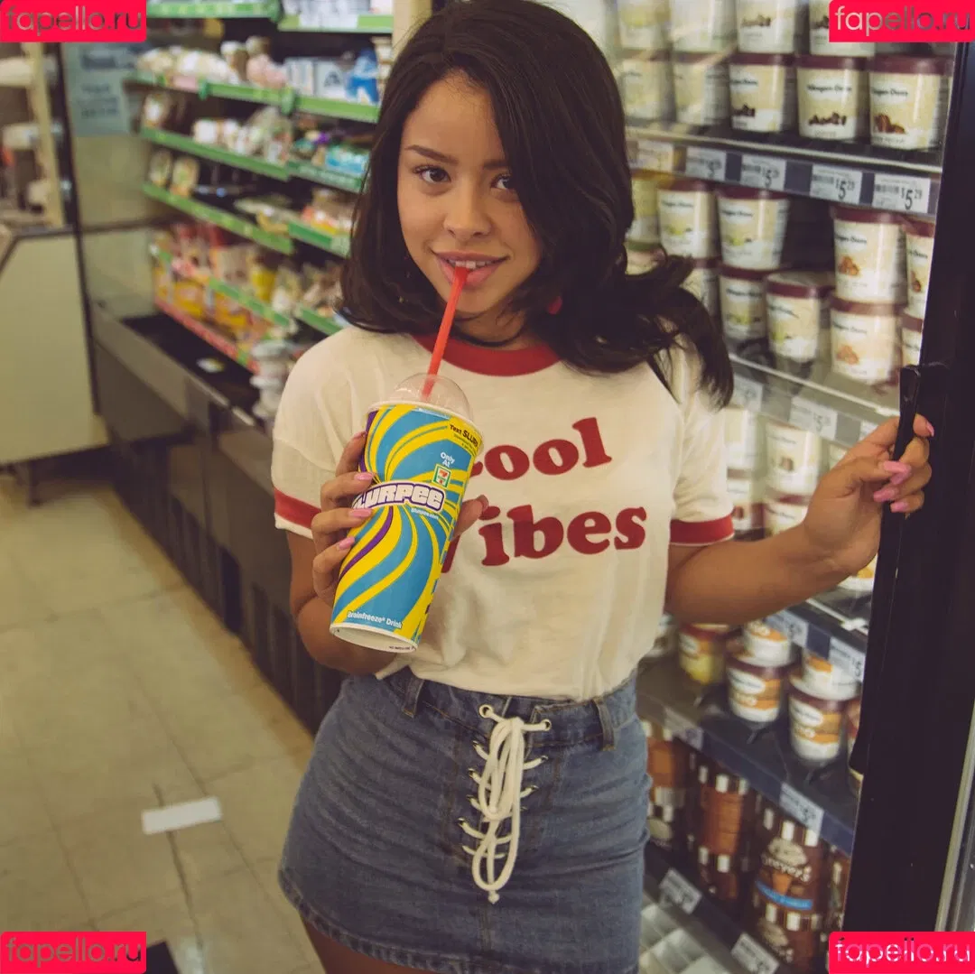 Cierra Ramirez Onlyfans Photo Gallery 