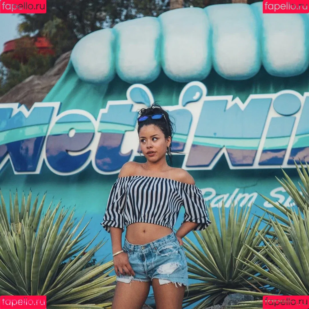 Cierra Ramirez Onlyfans Photo Gallery 