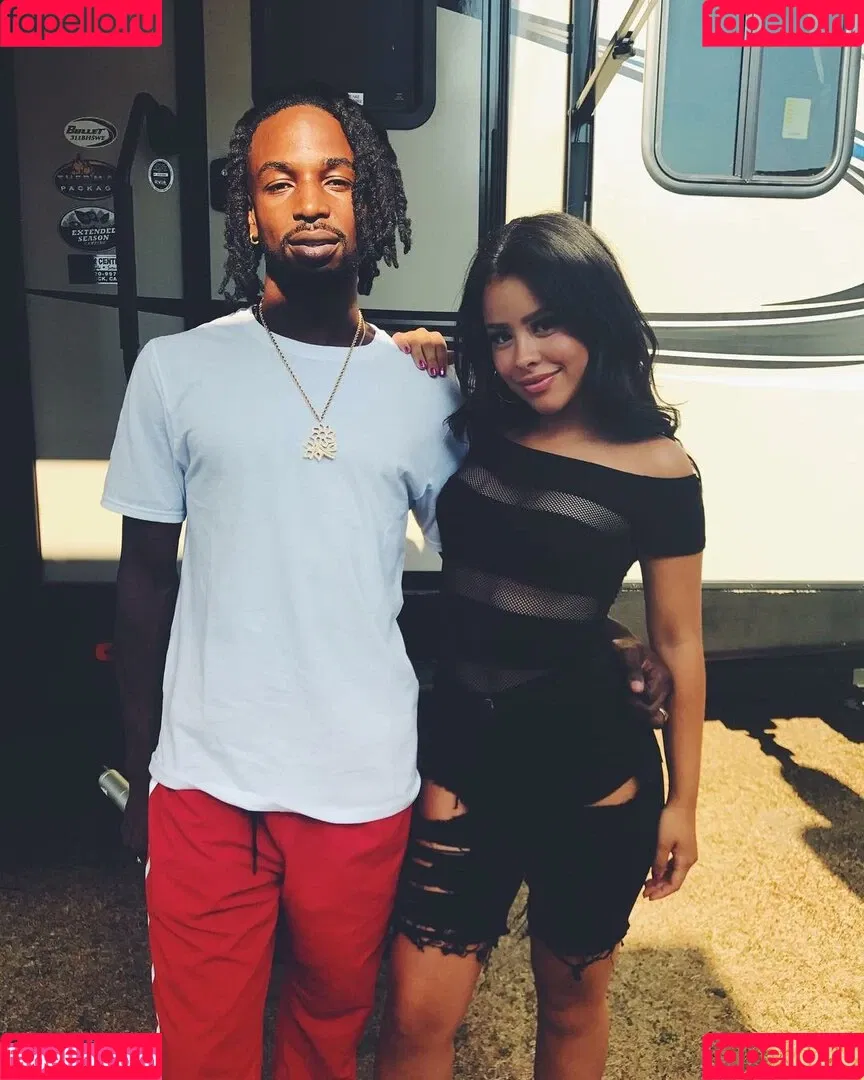 Cierra Ramirez Onlyfans Photo Gallery 