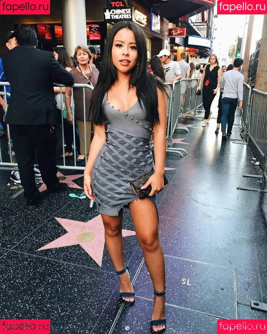 Cierra Ramirez Onlyfans Photo Gallery 